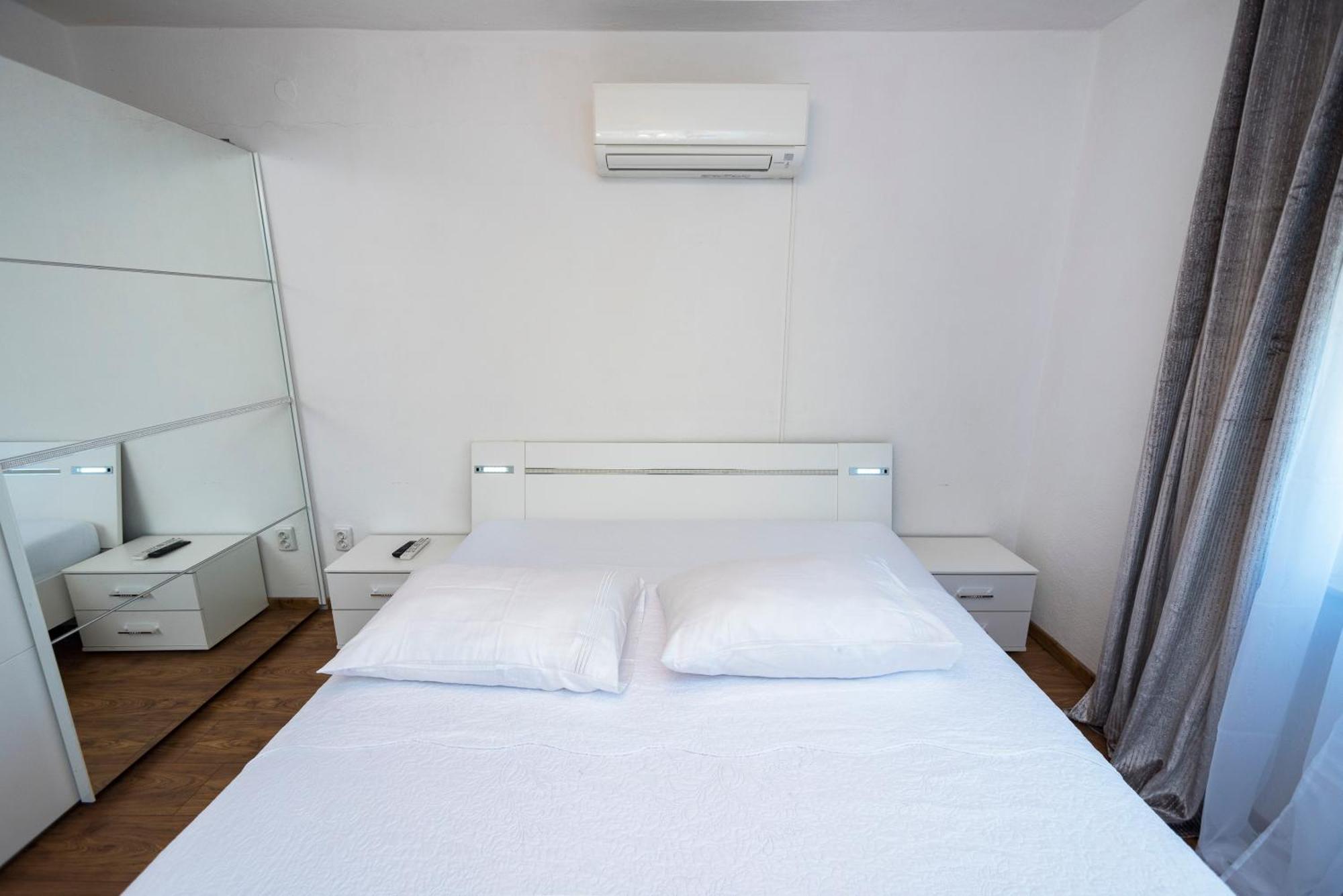 M&M Pelivan Apartments 索林 外观 照片