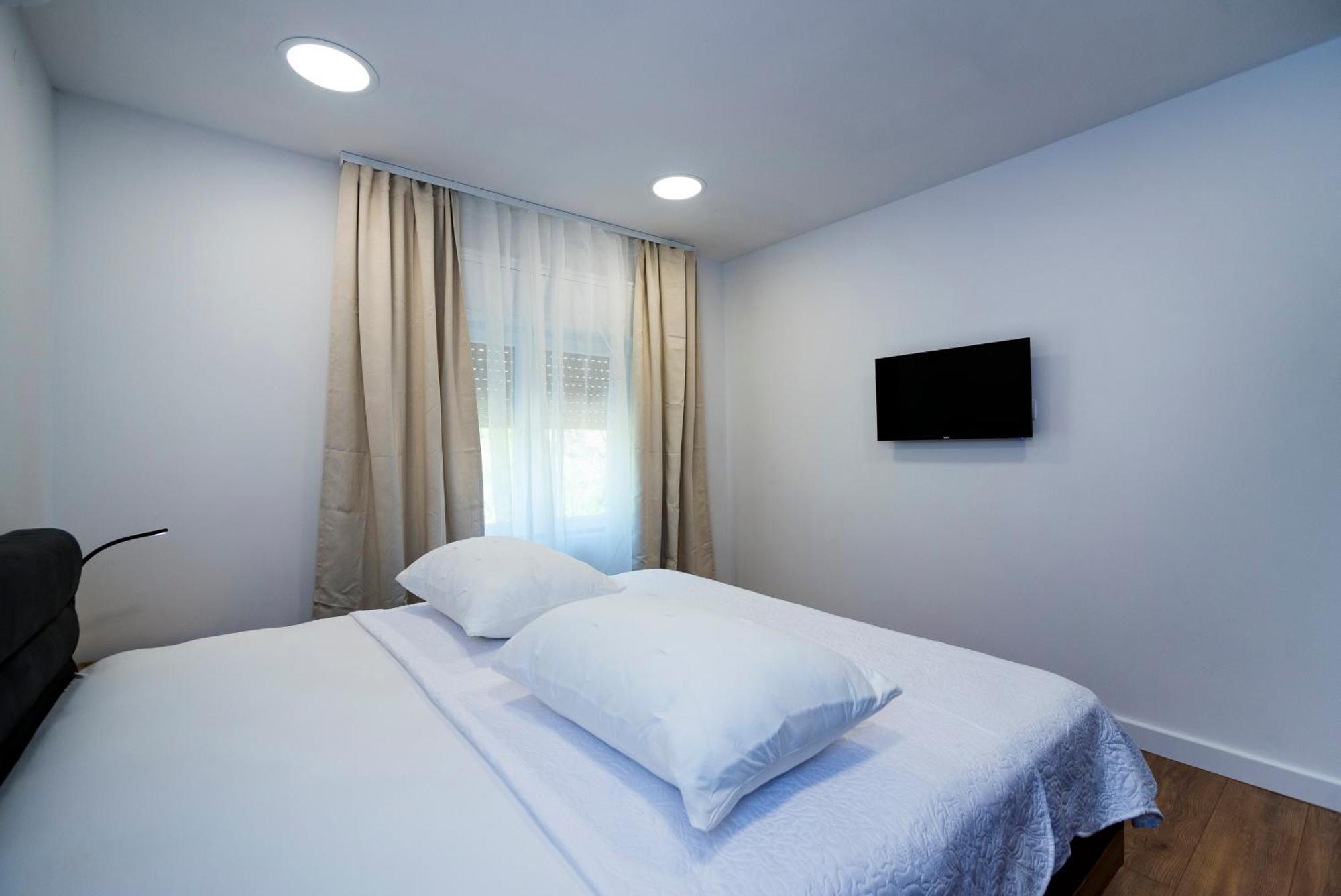 M&M Pelivan Apartments 索林 外观 照片