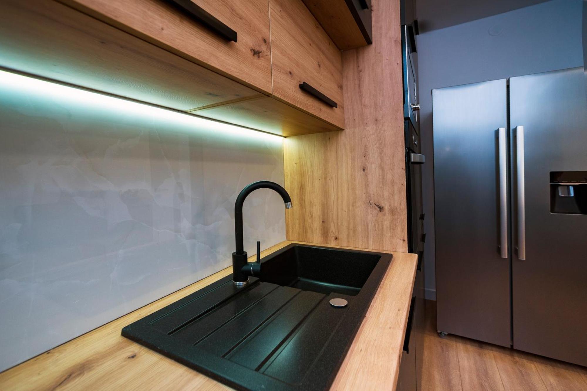 M&M Pelivan Apartments 索林 外观 照片