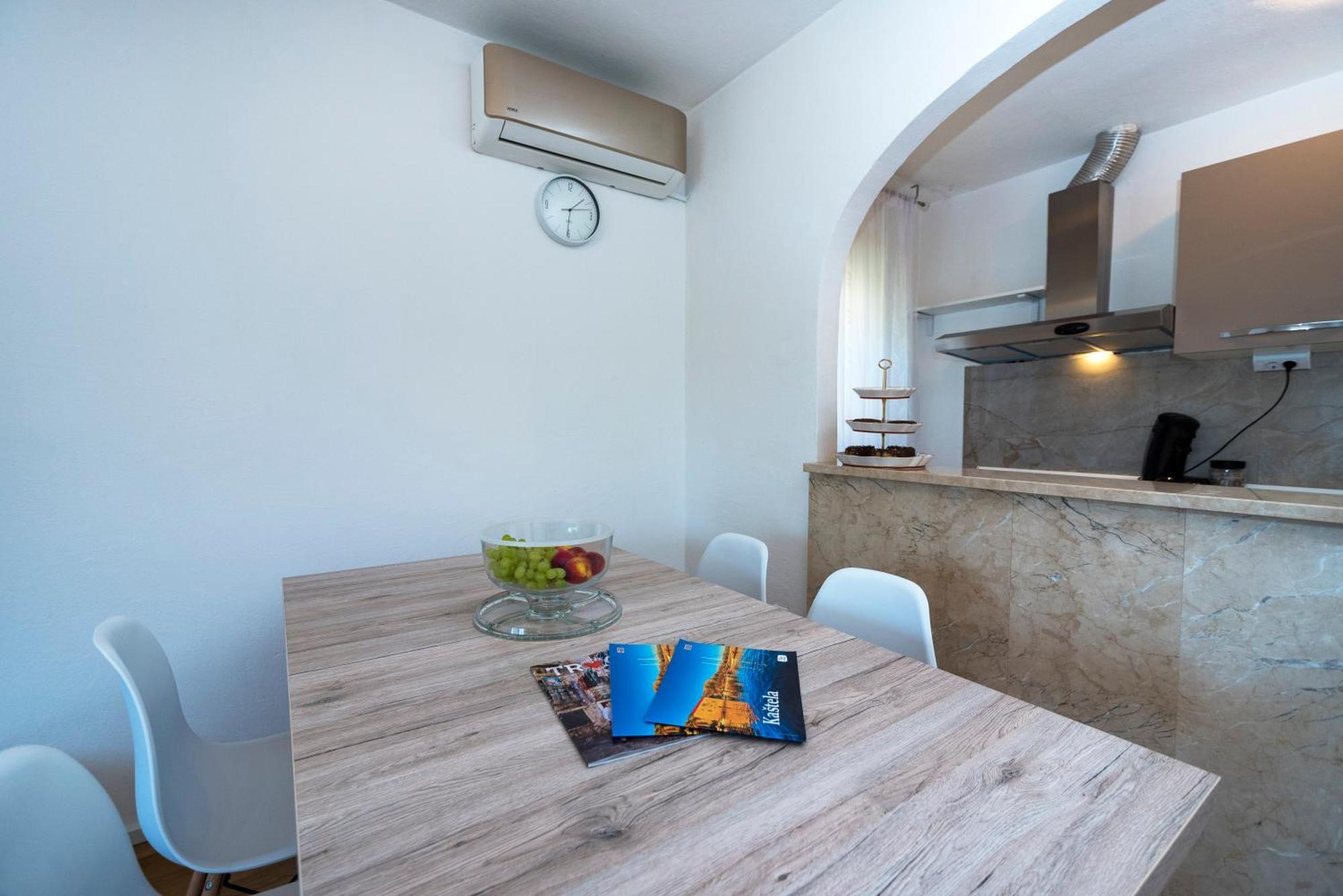 M&M Pelivan Apartments 索林 外观 照片